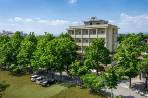 Гостиница Hotel Gattuccio  Чезенатико